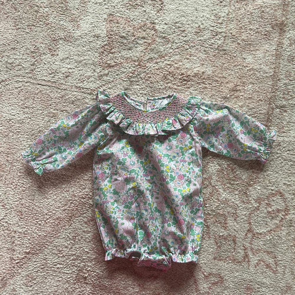 Cecil and Lou floral bubble
